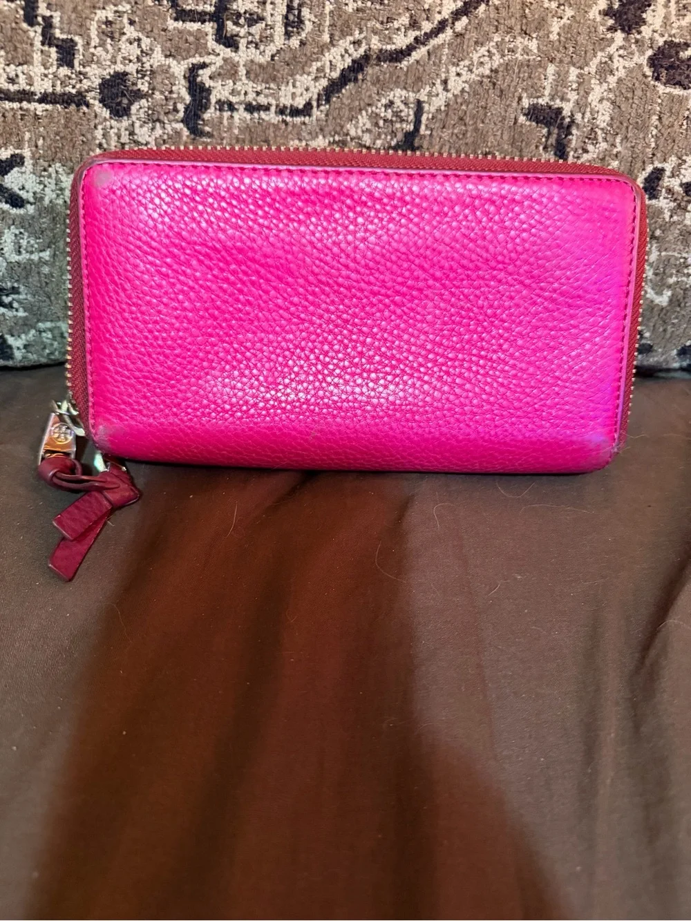 Tory Burch Fuchsia Pebbled Zip Wallet with Gold Logo. **See Call outs **